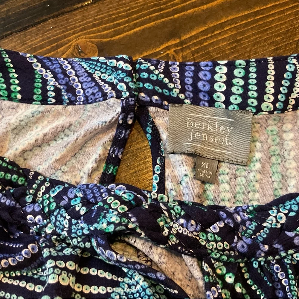 Berkeley Jensen Leaf Print Maxi Dress - Picture 4 of 7